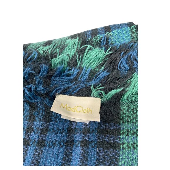 ModCloth Tartan Plaid Blanket Scarf Green One Size - Picture 3 of 14